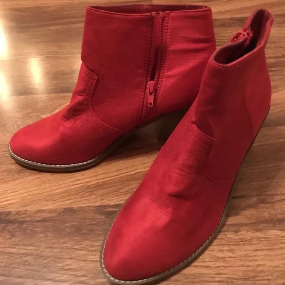 Red Boots